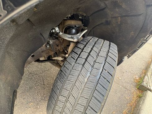 Used 2019 Chevrolet Silverado 1500 Custom Trail Boss w/ Custom Convenience Package image 51