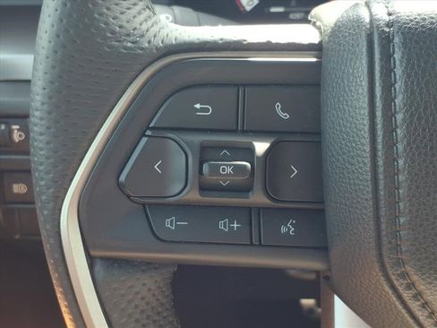 Certified 2025 Toyota Tacoma TRD Sport image 15