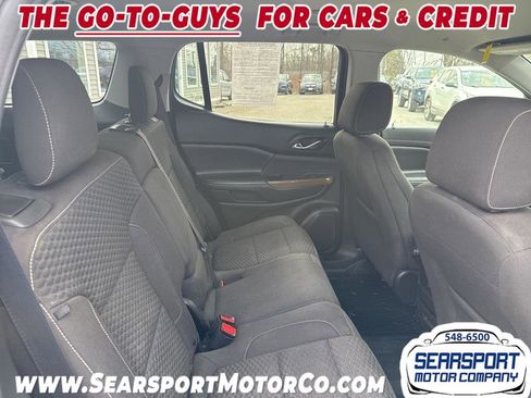 Used 2019 GMC Acadia SLE w/ LPO, Floor Liner Package AWD/4WD image 15