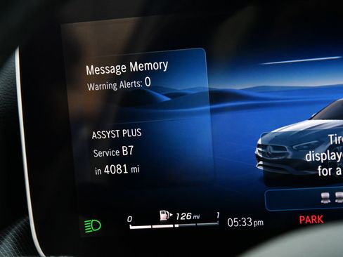 Used 2025 Mercedes-Benz C 300 Sedan image 13