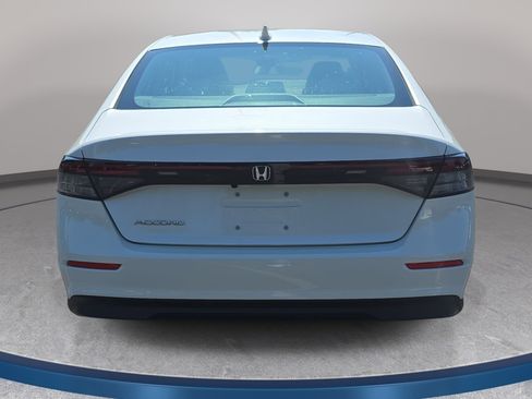 Used 2023 Honda Accord EX image 6