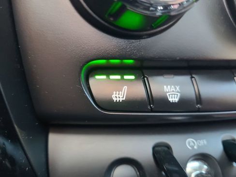 Used 2019 MINI Cooper Clubman S image 30