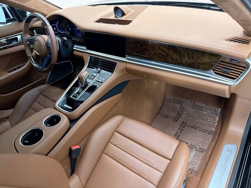 Used 2023 Porsche Panamera Turbo S Executive AWD/4WD image 16