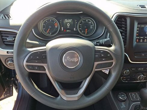 Used 2020 Jeep Cherokee Latitude AWD/4WD image 14