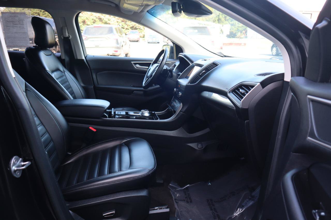 Used 2019 Ford Edge SEL w/ Equipment Group 201A AWD/4WD image 36