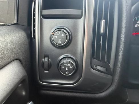 Used 2016 Chevrolet Silverado 1500 LT w/ LT Fleet Convenience Package AWD/4WD image 20