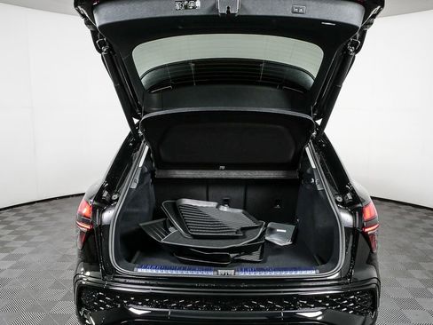 New 2026 Audi Q3 quattro 2.0T image 32