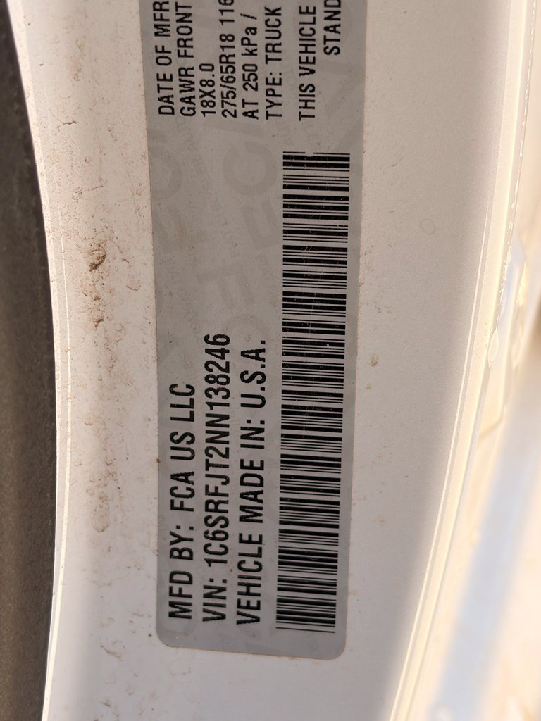 Used 2022 RAM 1500 Laramie AWD/4WD image 12