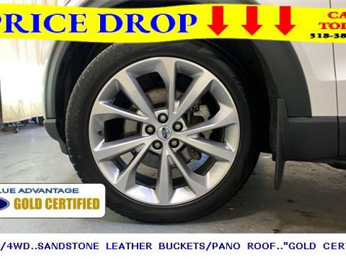 Certified 2022 Ford Explorer Platinum w/ Equipment Group 601A image 55