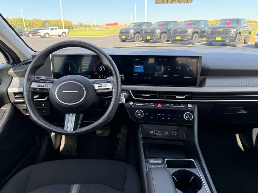 Used 2025 Hyundai Sonata SEL FWD image 30