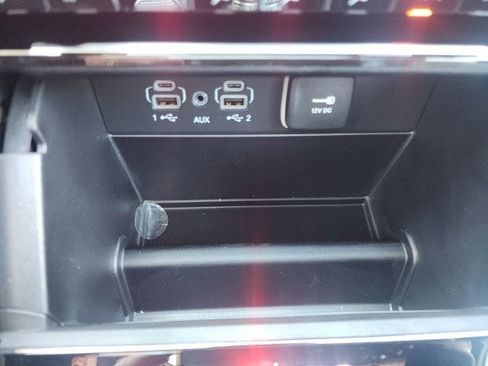 New 2025 Jeep Grand Cherokee Limited image 9