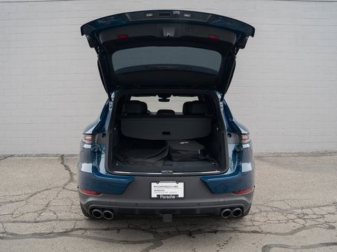 Certified 2024 Porsche Cayenne image 15
