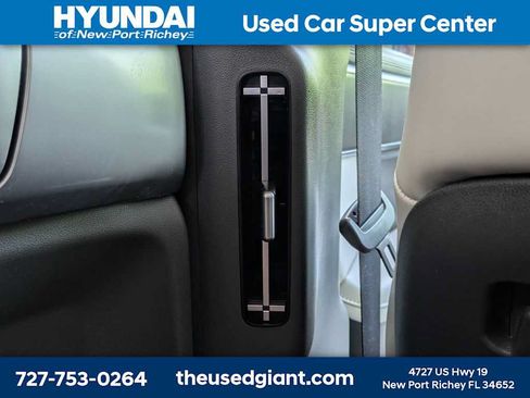 Certified 2024 Hyundai Santa Fe SEL AWD/4WD image 19