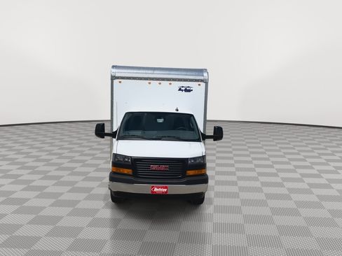 New 2026 GMC Savana 3500 Extended w/ Power Convenience Package RWD image 24
