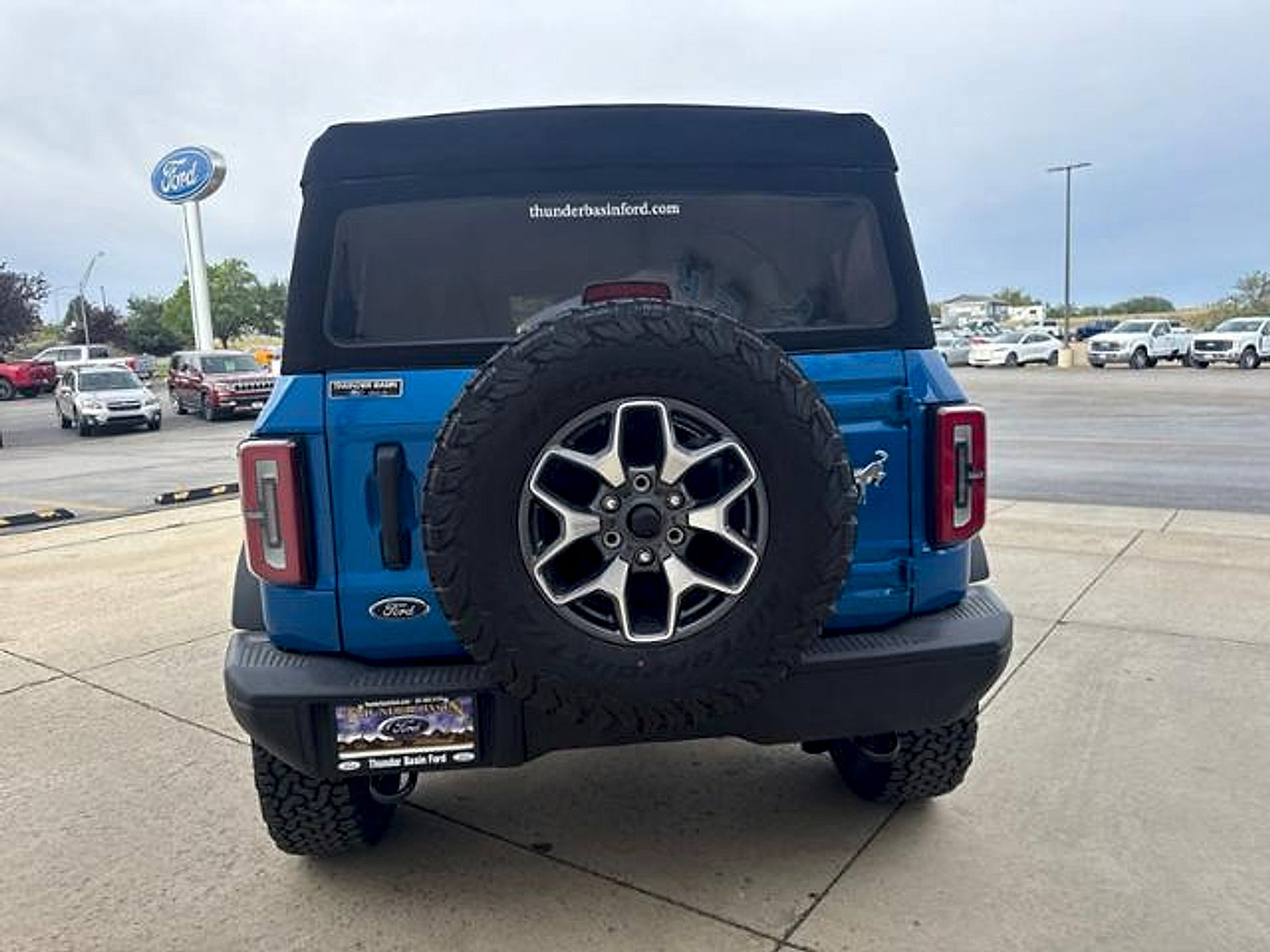 Used 2023 Ford Bronco Badlands AWD/4WD image 6