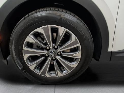 Used 2025 Buick Envision Preferred AWD/4WD image 28