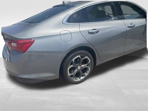 Used 2024 Chevrolet Malibu LT FWD image 9