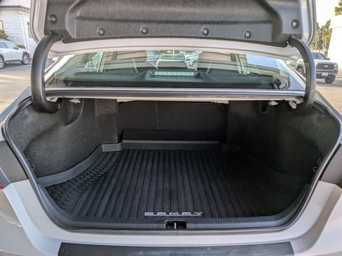 Certified 2023 Toyota Camry SE w/ Convenience Package image 30