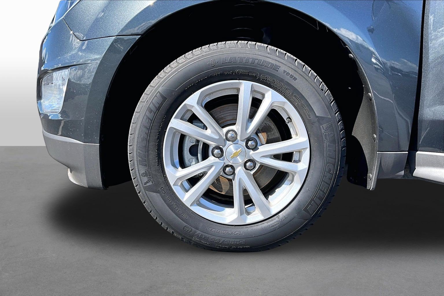 Used 2017 Chevrolet Equinox LT w/ Convenience Package AWD/4WD image 8