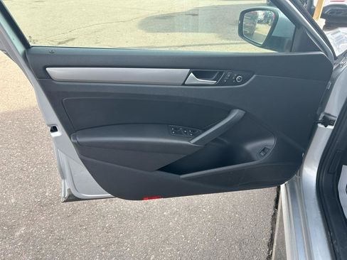 Used 2015 Volkswagen Passat 1.8T image 14