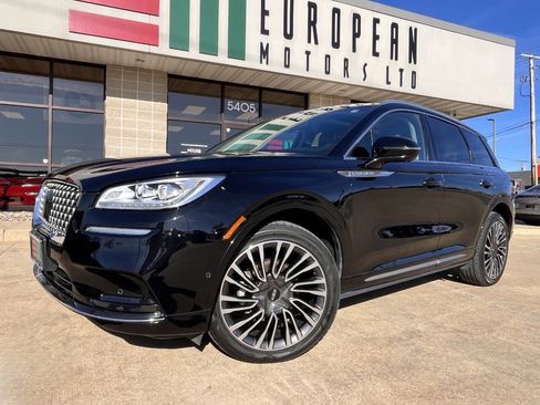 Used 2020 Lincoln Corsair Reserve w/ Equipment Group 201A image 2