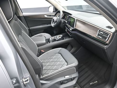 New 2026 Volkswagen Atlas SEL Premium R-Line image 30