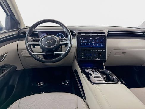 Certified 2023 Hyundai Tucson Limited FWD image 25