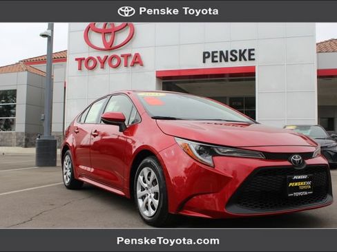 Used 2021 Toyota Corolla LE w/ Carpet Mat Package (TMS) FWD image 1