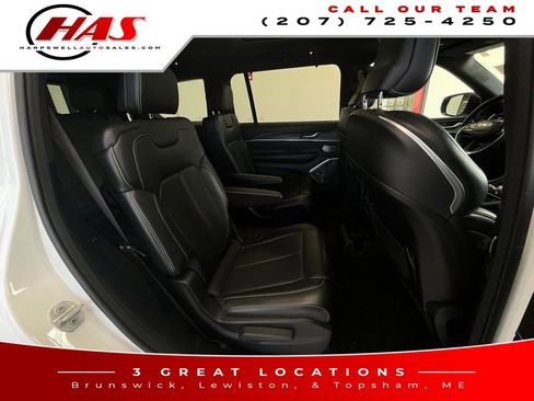 Used 2021 Jeep Grand Cherokee L Overland w/ Luxury Tech Group IV image 13