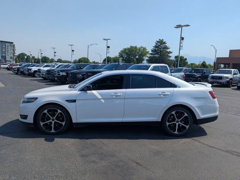 Used 2016 Ford Taurus SHO w/ Equipment Group 401A AWD/4WD image 8