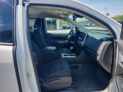 Used 2022 Chevrolet Colorado LT w/ Fleet Safety Package RWD image 26
