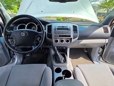 Used 2011 Toyota Tacoma 4x4 Double Cab w/ TRD Off-Road Pkg w/JBL Audio image 17