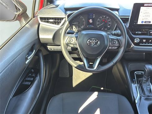 Used 2025 Toyota Corolla SE image 17