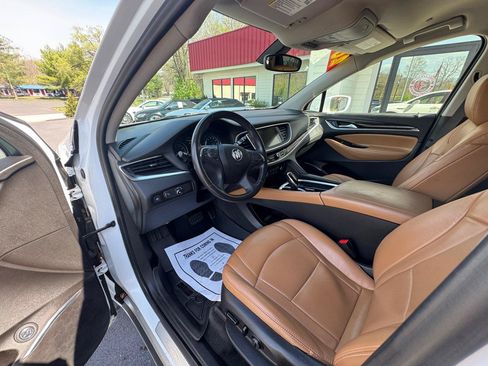 Used 2020 Buick Enclave Essence AWD/4WD image 11