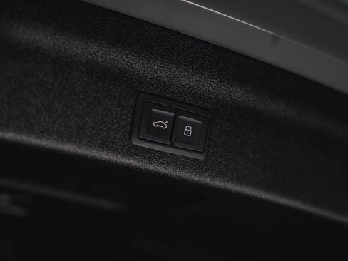 Used 2021 Audi RS 6 w/ Carbon Optic Package AWD/4WD image 65
