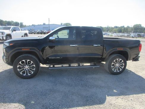 New 2026 GMC Canyon Denali AWD/4WD image 9