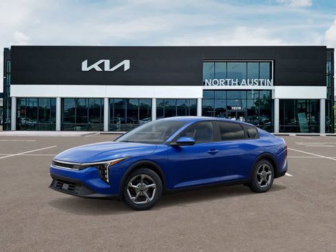 New 2026 Kia K4 LXS FWD image 3