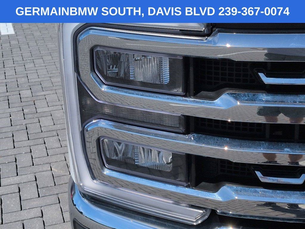 Used 2024 Ford F250 Lariat w/ Tremor Off-Road Package AWD/4WD image 11