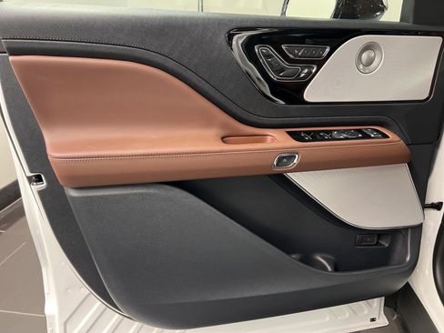 New 2026 Lincoln Aviator Reserve image 29
