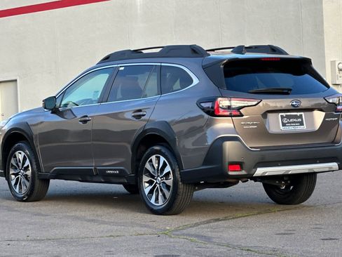 Used 2024 Subaru Outback Limited image 7
