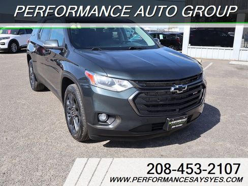 Used 2021 Chevrolet Traverse RS image 1