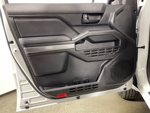 Certified 2025 Toyota Tacoma SR5 image 17