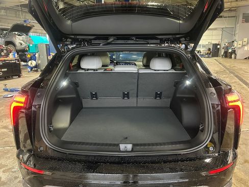 New 2026 Chevrolet Blazer EV SS AWD/4WD image 24
