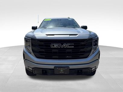 Used 2025 GMC Sierra 1500 Elevation w/ Preferred Package