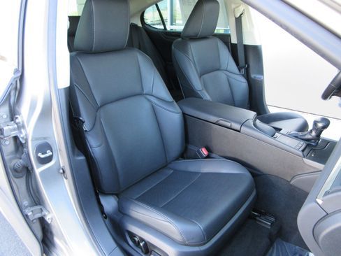 Used 2021 Lexus ES 250 w/ Premium Package image 24