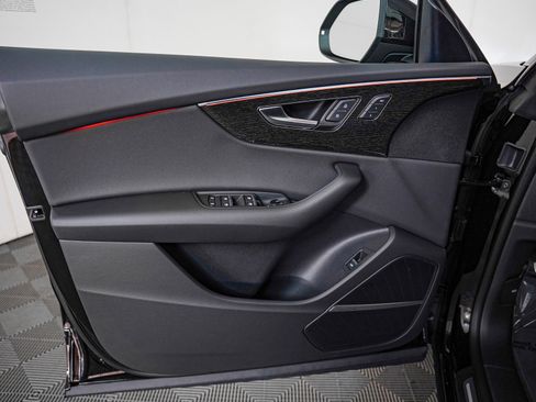 New 2026 Audi Q8 Premium image 23