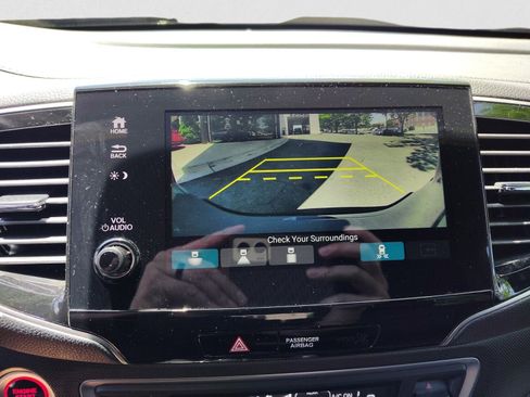 Used 2022 Honda Passport TrailSport image 17