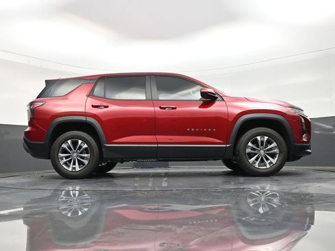 Used 2025 Chevrolet Equinox LT w/ Safety and Technology Package FWD image 25