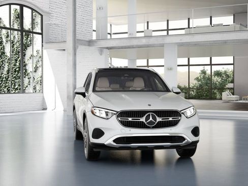 New 2026 Mercedes-Benz GLC 300 image 3