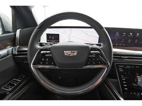 New 2026 Cadillac Escalade Platinum Sport w/ LPO, ONYX Package AWD/4WD image 13